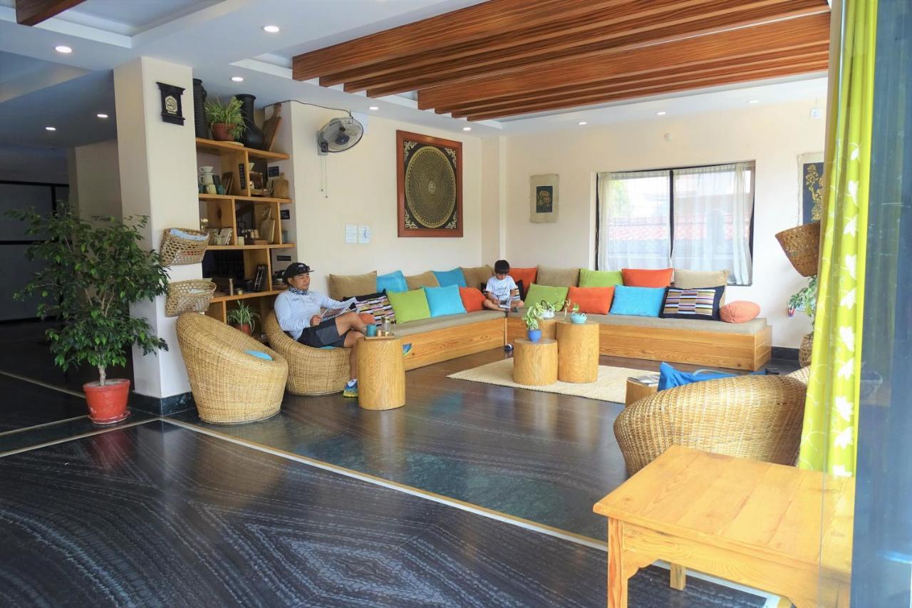 Hotel Karuna Pokhara Luaran gambar