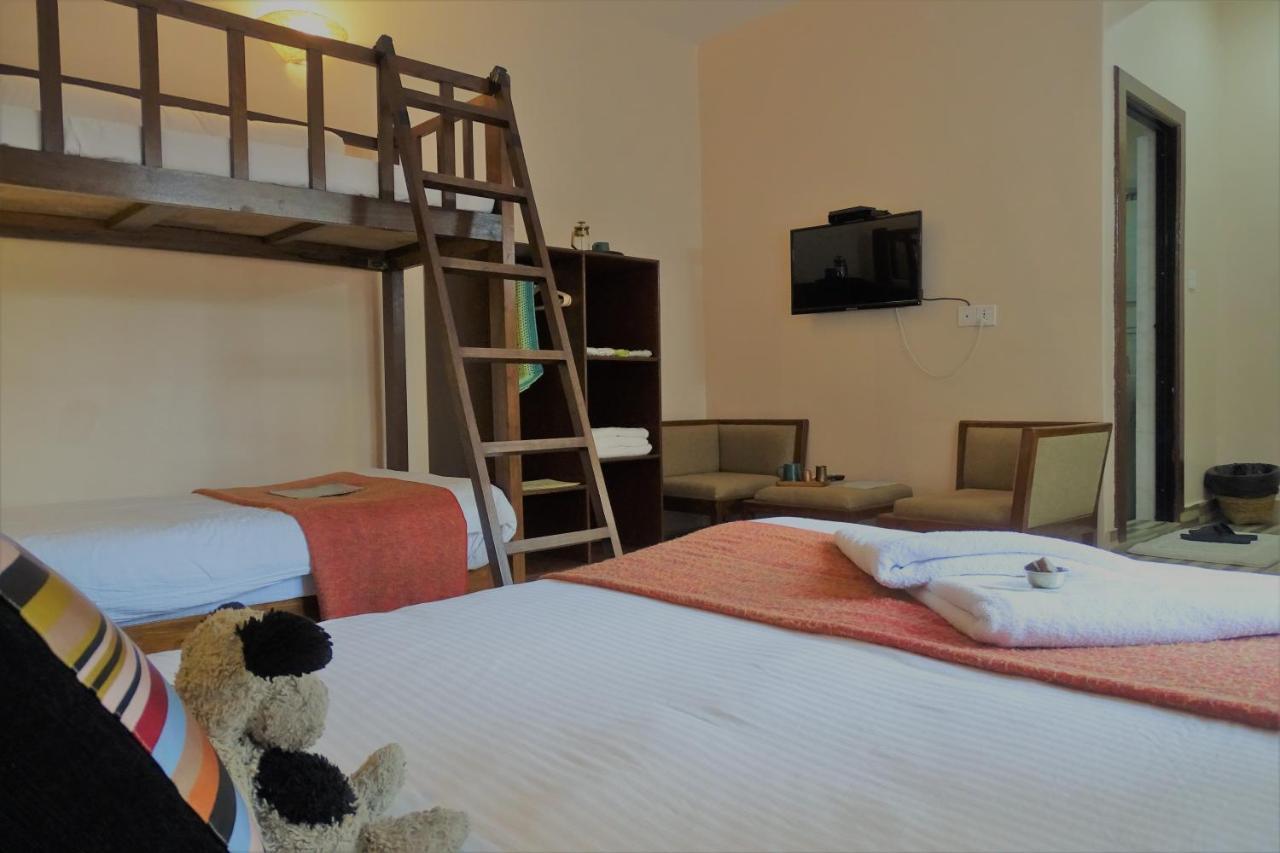 Hotel Karuna Pokhara Luaran gambar