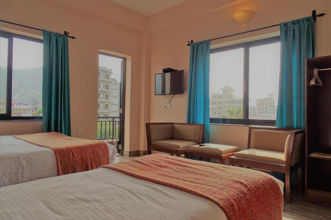 Hotel Karuna Pokhara Luaran gambar