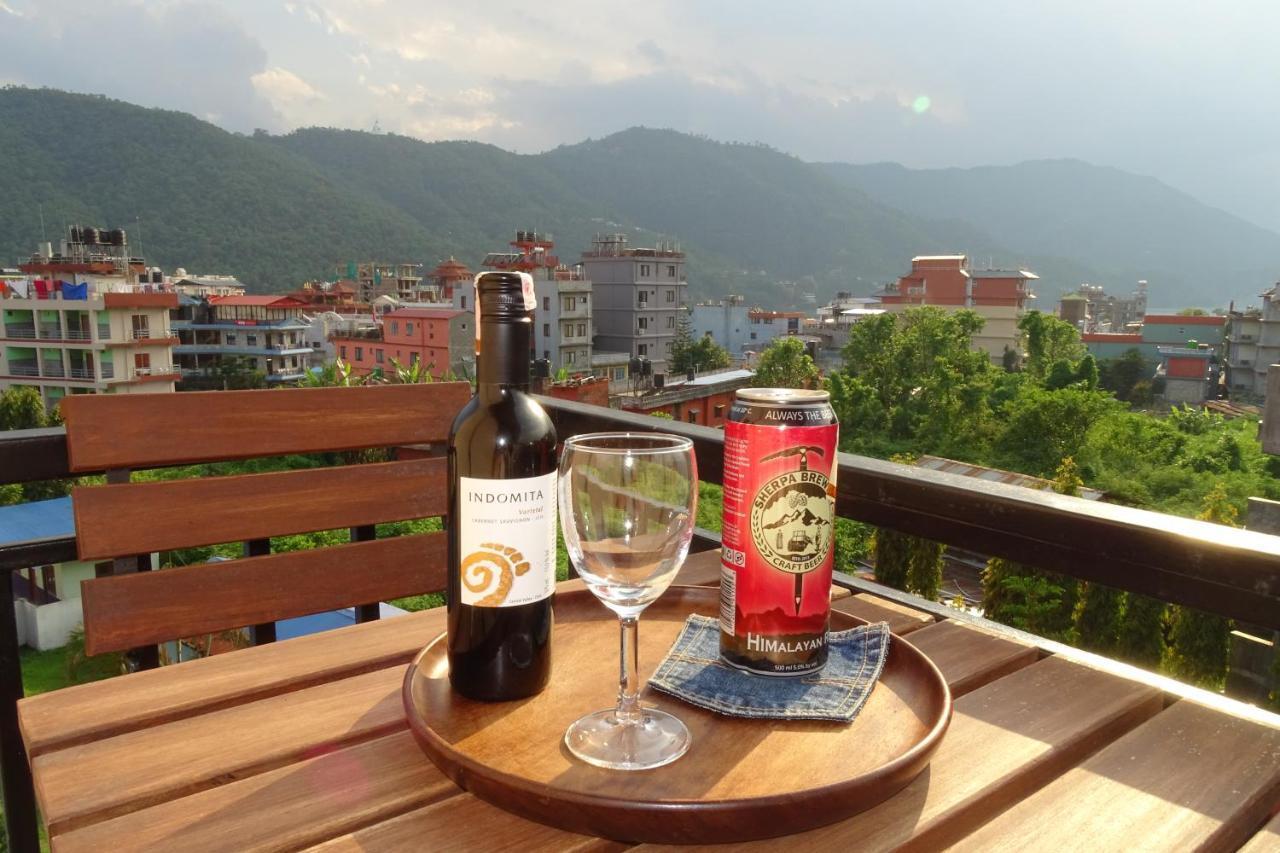 Hotel Karuna Pokhara Luaran gambar