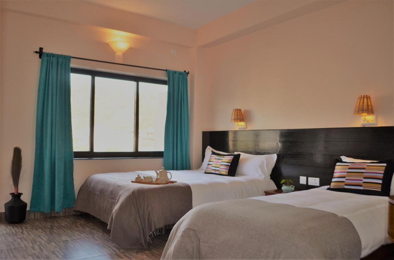 Hotel Karuna Pokhara Luaran gambar
